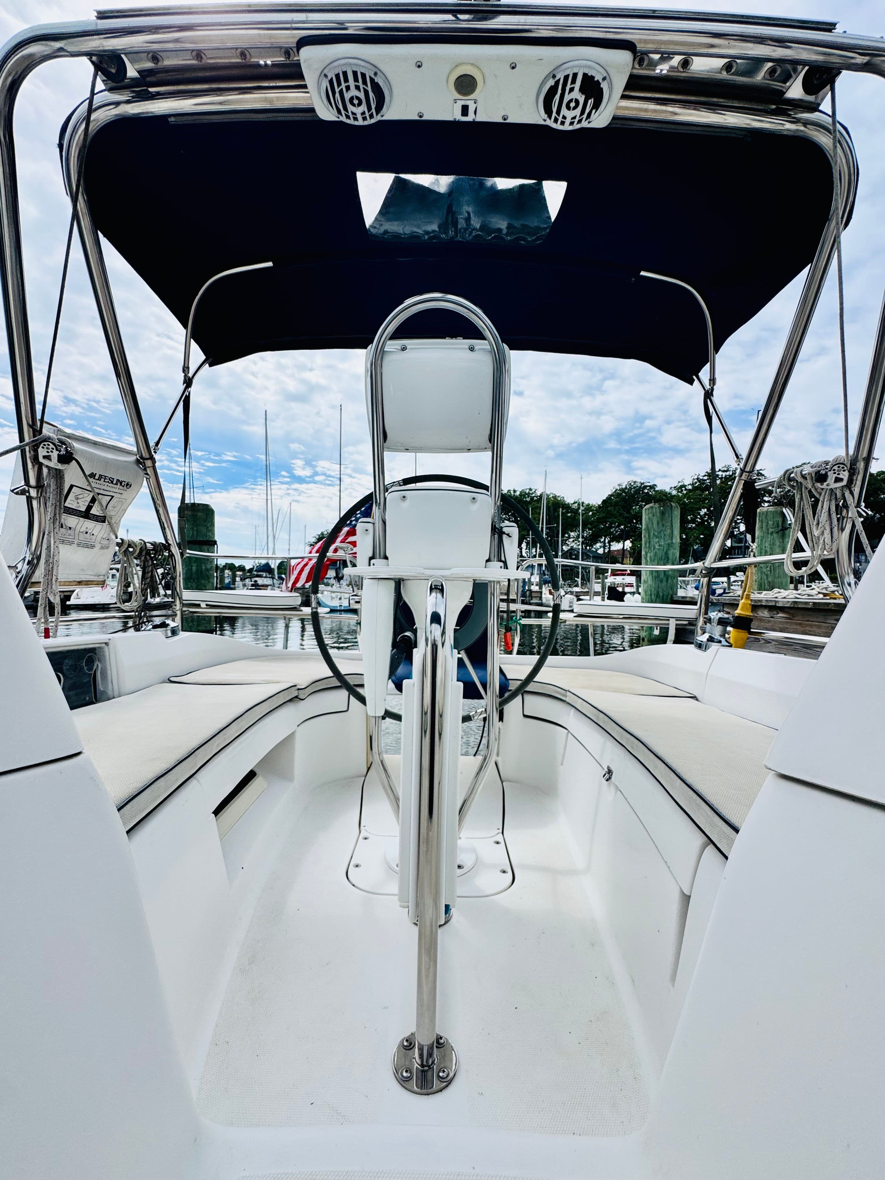 2006 Hunter 33